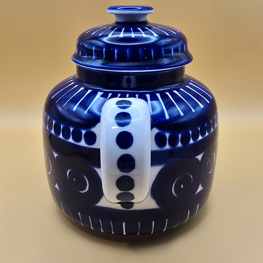 Vintage Arabia Finland VALENCIA Tea Pot designed by Ulla Procope,Signed. - Picture 4 of 11